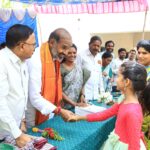 పెద్దపల్లి జిల్లాకు కోకాకోలా యూనిట్.. వేల మందికి ఉపాధి-కోకాకోలా తో మంత్రులు శ్రీధర్ బాబు, కోమటి రెడ్డి వెంకట్ రెడ్డి ఒప్పందం
