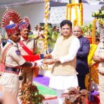 మొబైల్ బిల్లు బకాయిపై షార్జా ఎయిర్ పోర్ట్ లో ఒకరి అరెస్ట్ – విడుదల చేయించాలని సీఎం రేవంత్ రెడ్డికి వినతి