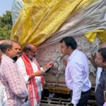 ధాన్యం కొనుగోలు కేంద్రాలను ప్రారంభించిన కలెక్టర్ సందీప్ కుమార్ ఝా