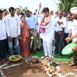 వికలాంగుల జీవితాలను మార్చడానికి ఎంతో కృషి చేసిన గొప్ప వ్యక్తి హెలెన్ కెల్లార్ :మంత్రి అడ్లూరి లక్ష్మణ్ కుమార్