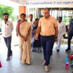 వైద్య సిబ్బంది ఇంటింటికి ఫీవర్ సర్వే నిర్వహించాలి : జిల్లా వైద్యాధికారి రజిత