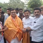 ఏసీబీ కి చిక్కిన సర్వేయర్-రెడ్ హ్యాండెడ్గా పట్టుకున్న అధికారులు