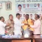 ఉద్యోగుల సమస్యల పరిష్కారం కోసం రాజీలేని పోరాటం : టీ.ఈ.జేఏసీ రాష్ర్ట చైర్మన్ మారం జగదీశ్వర్