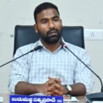 ప్రభుత్వ వైద్య కళాశాల విద్యార్థుల ఆందోళన..